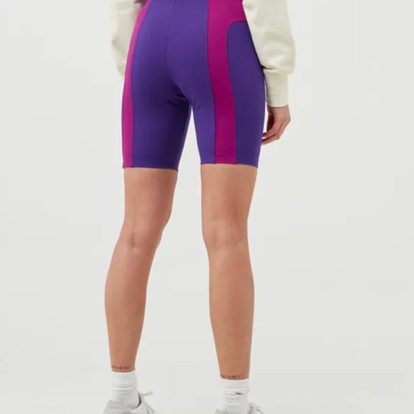 Nike NSW Street Bike Shorts CZ9771-547 Purple Women's - Picture 4 of 8